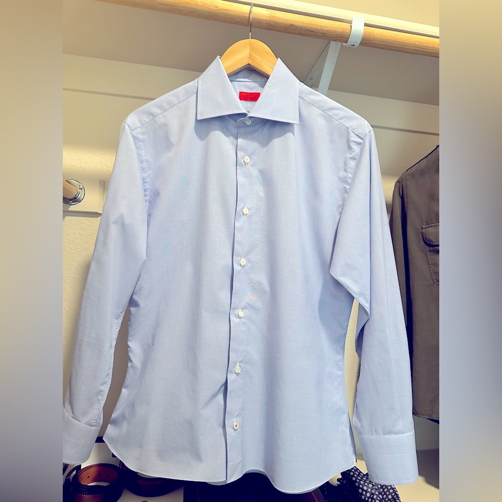 Isaia men’s dress shirt. 100% cotton. Measurements in description for sizing.
